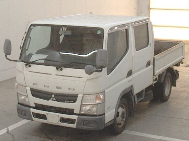 MITSUBISHI CANTER 2015