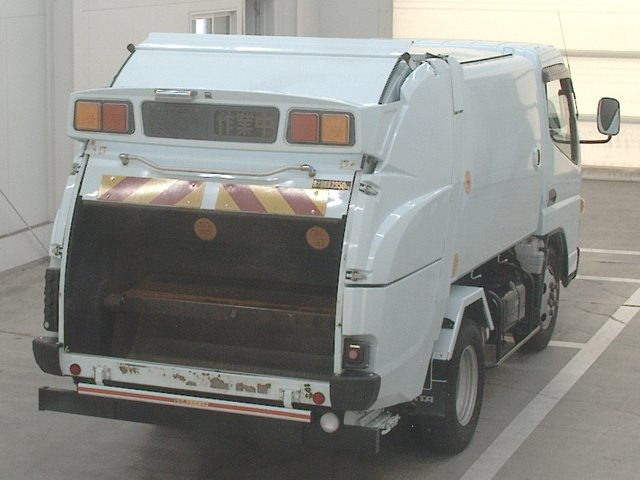 MITSUBISHI CANTER 2020