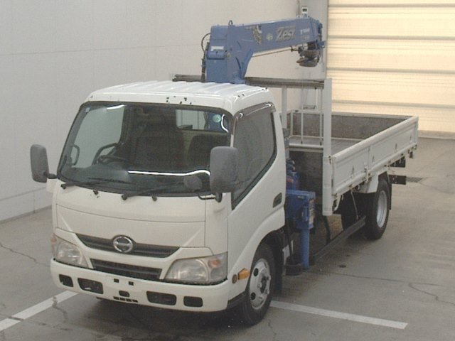 HINO DUTRO 2014