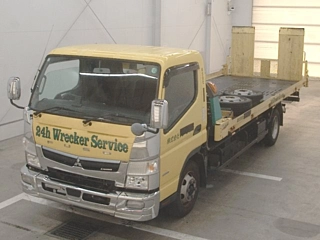 MITSUBISHI CANTER 2020
