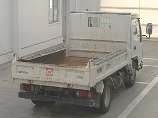 ISUZU ELF 2011