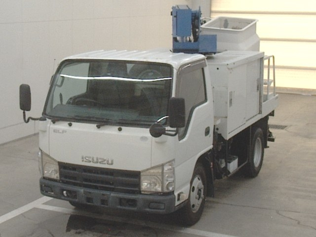 ISUZU ELF 2009