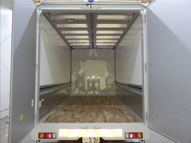 HINO DUTRO 2025