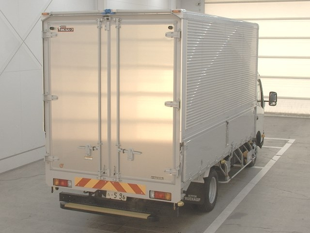 HINO DUTRO 2025