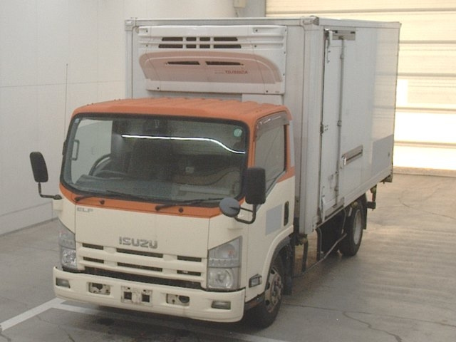 ISUZU ELF 2011