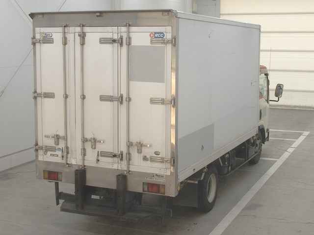 ISUZU ELF 2011