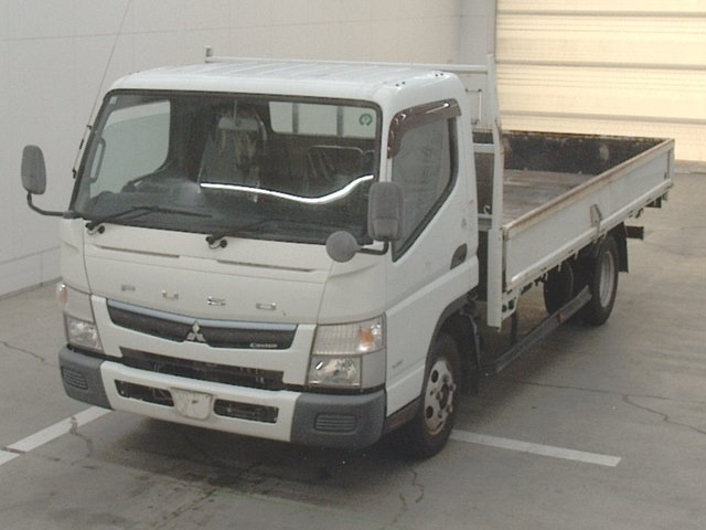MITSUBISHI CANTER 2018