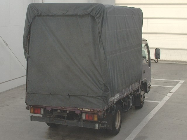 ISUZU ELF 2010