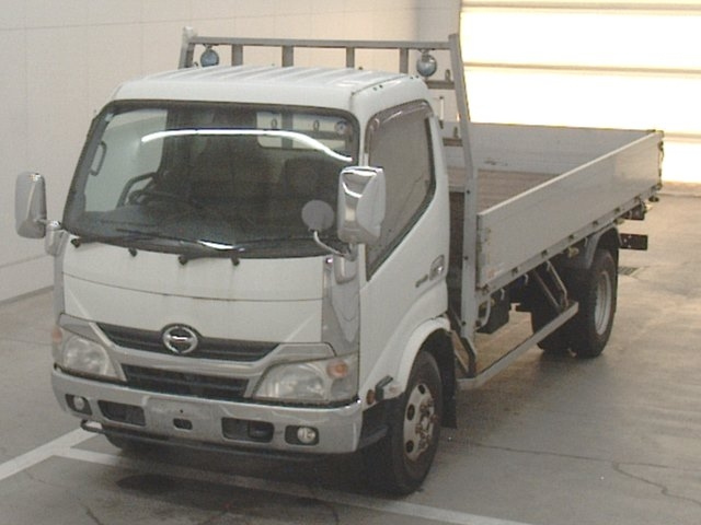 HINO DUTRO 2011