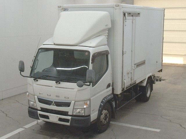 MITSUBISHI CANTER 2018