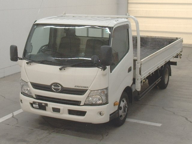 HINO DUTRO 2017