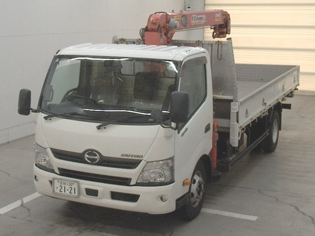 HINO DUTRO 2017