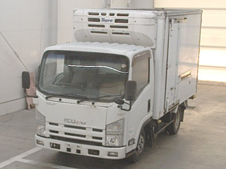 ISUZU ELF 2013