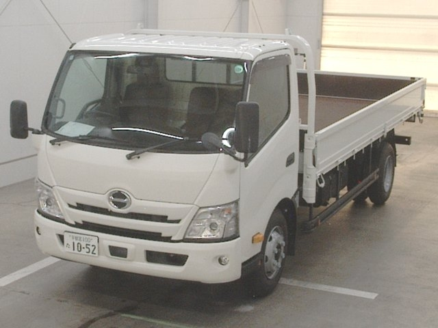 HINO DUTRO 2025