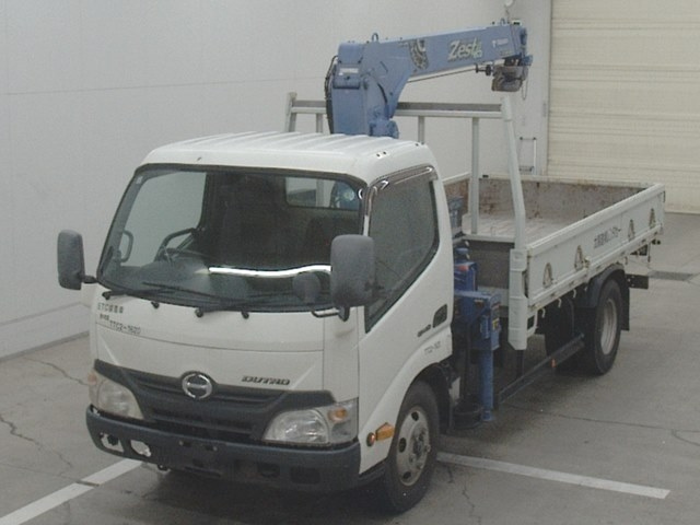 HINO DUTRO 2011