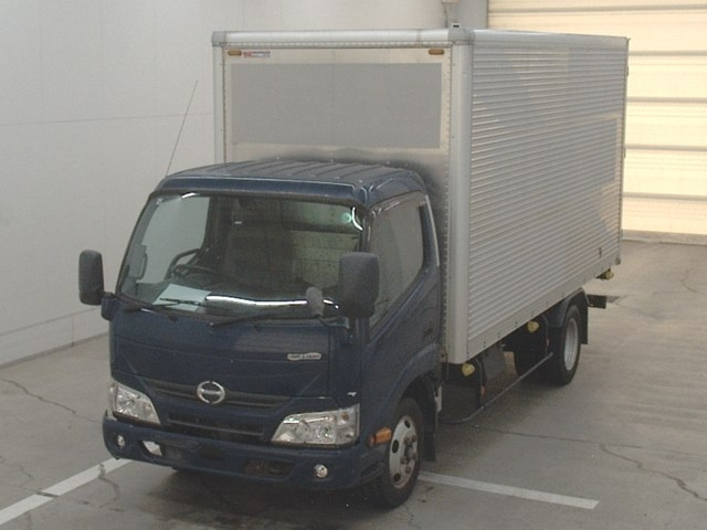 HINO DUTRO 2017