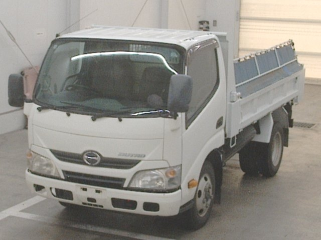 HINO DUTRO 2012