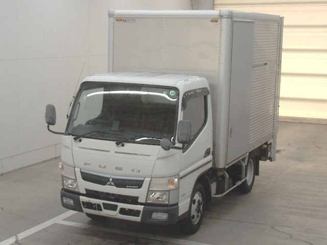 MITSUBISHI CANTER 2019