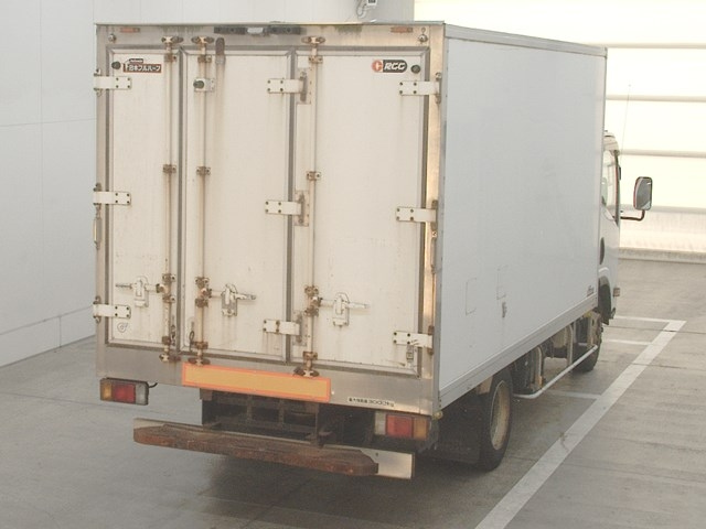 ISUZU ELF 2010