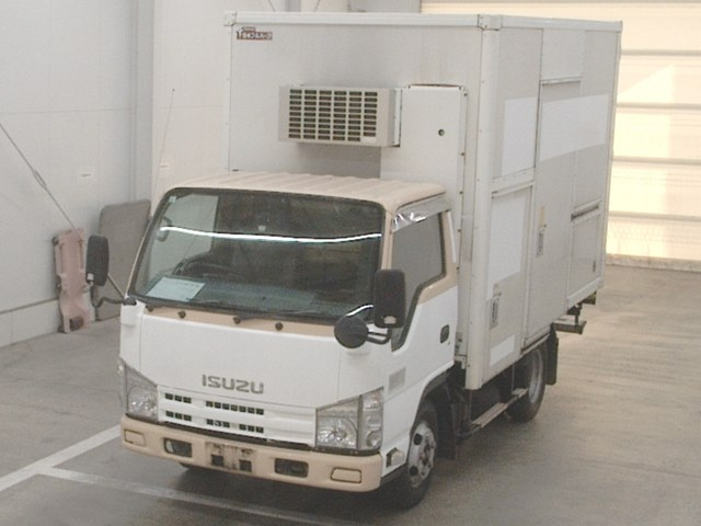 ISUZU ELF 2010