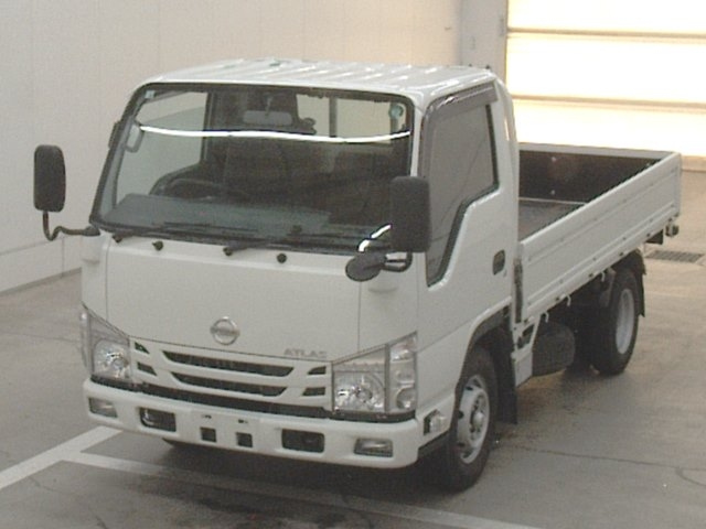 NISSAN ATLAS 2020
