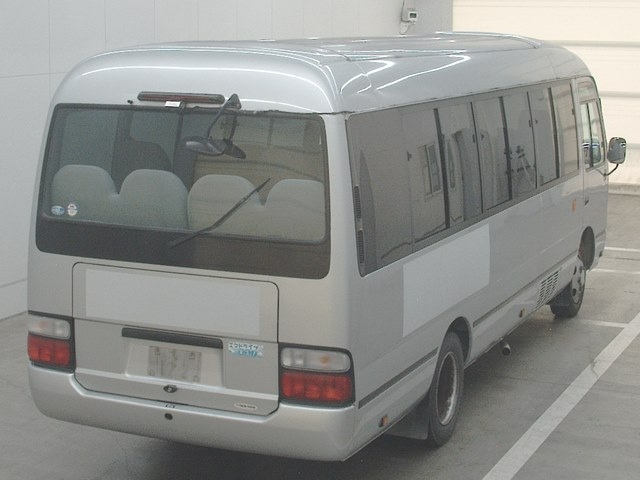TOYOTA COASTER 2013