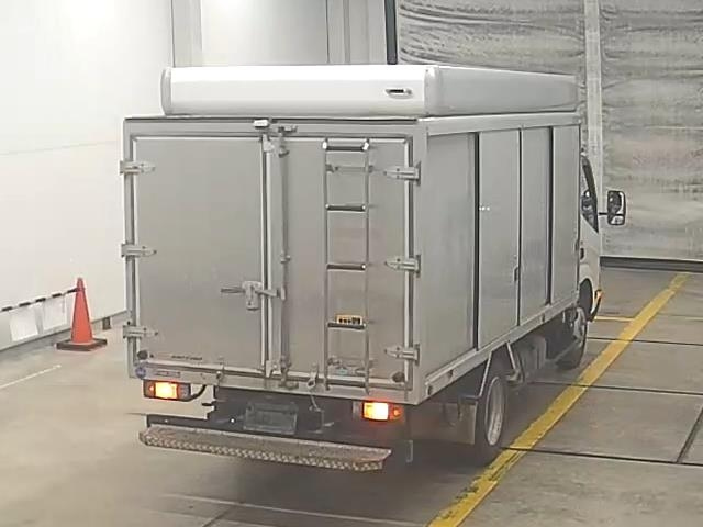 HINO DUTRO 2015