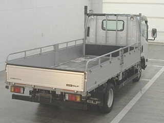 ISUZU ELF 2019