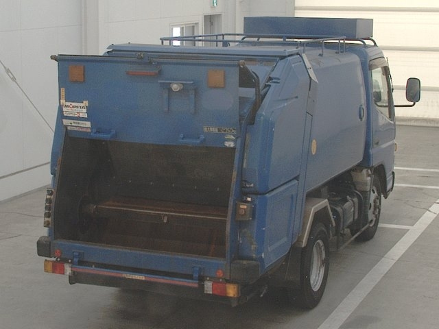 MITSUBISHI CANTER 2012