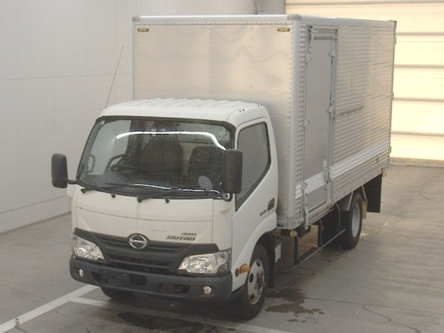 HINO DUTRO 2016