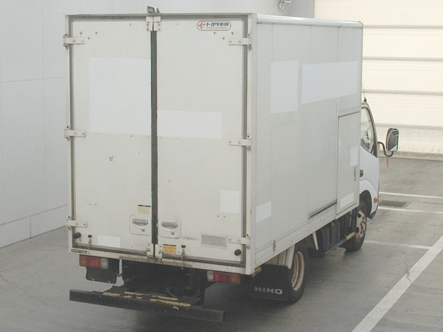 HINO DUTRO 2010