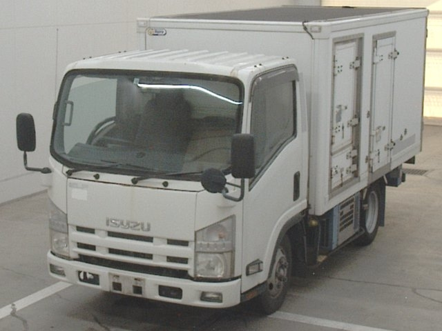 ISUZU ELF 2008