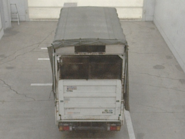 ISUZU ELF 2011