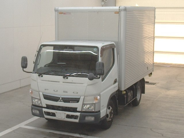 MITSUBISHI CANTER 2016