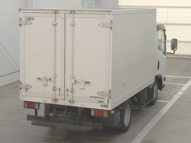 ISUZU ELF 2011
