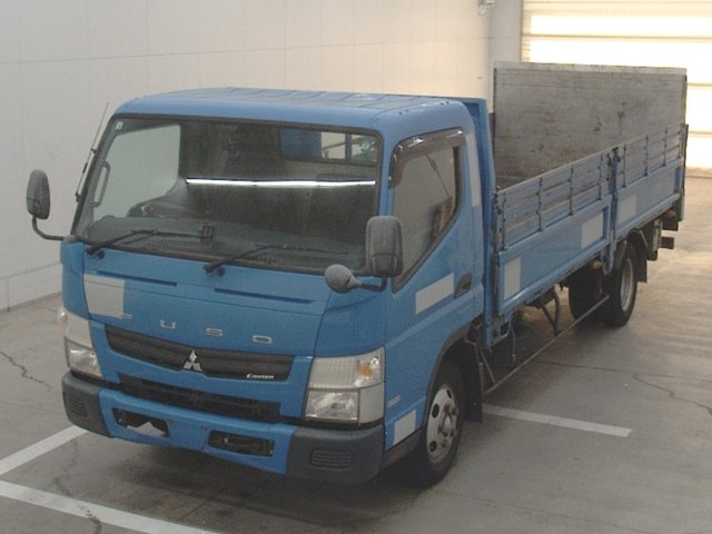 MITSUBISHI CANTER 2015