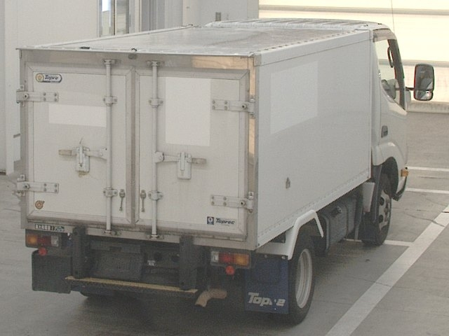 TOYOTA DYNA 2020