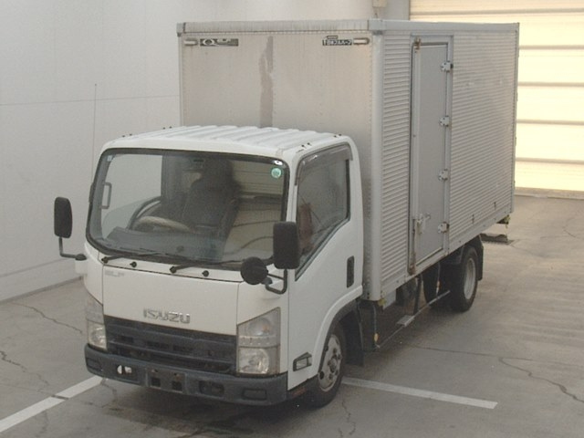 ISUZU ELF 2008