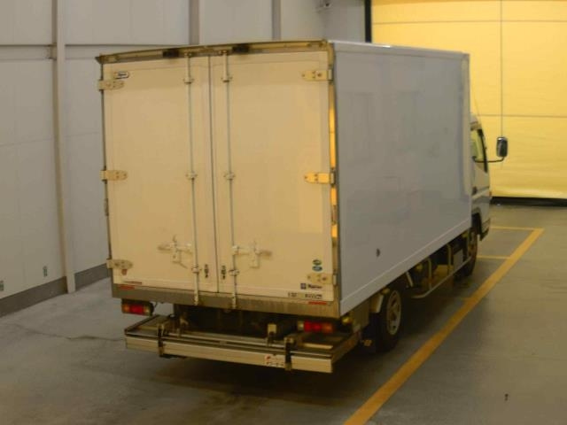 MITSUBISHI CANTER 2021