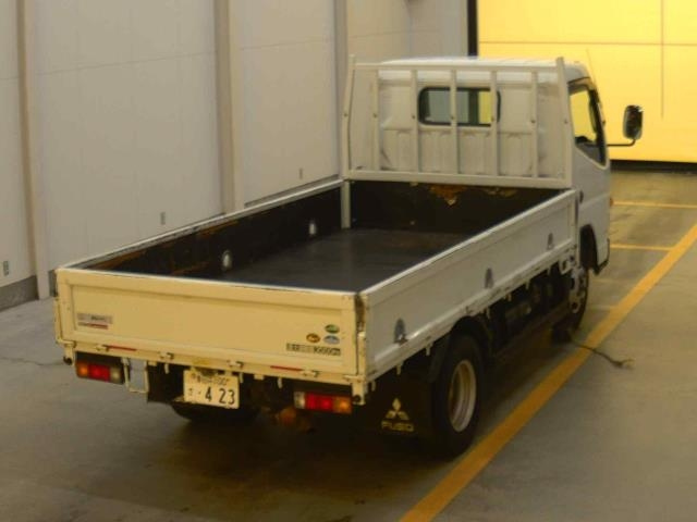 MITSUBISHI CANTER 2016