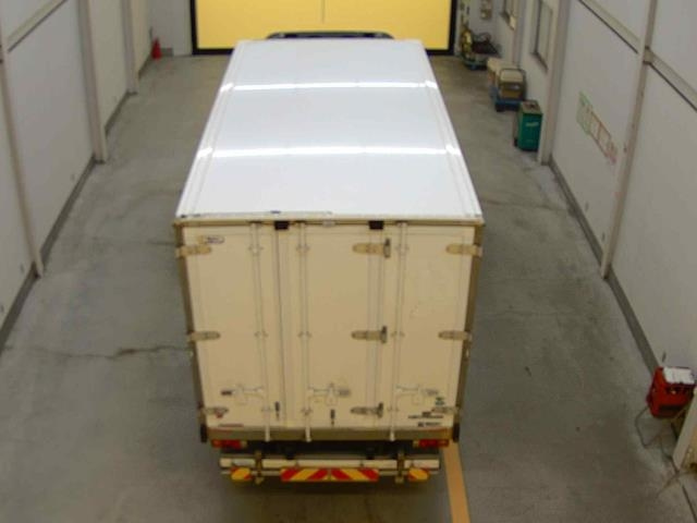 MITSUBISHI CANTER 2020