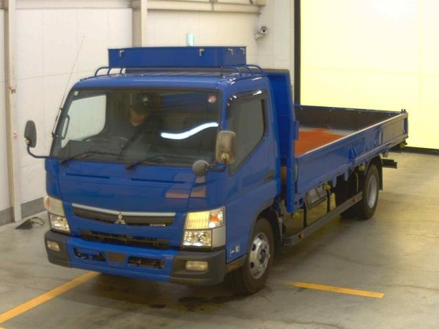 MITSUBISHI CANTER 2020