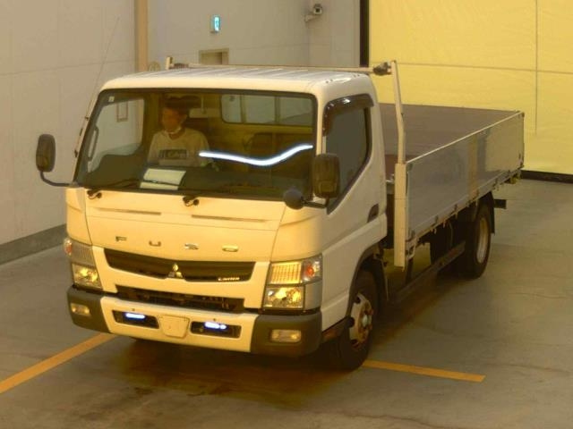 MITSUBISHI CANTER 2015