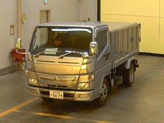 MITSUBISHI CANTER 2011