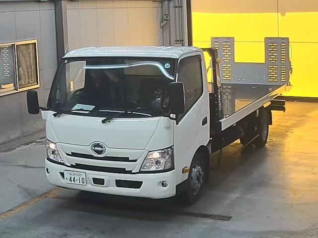 HINO DUTRO 2025