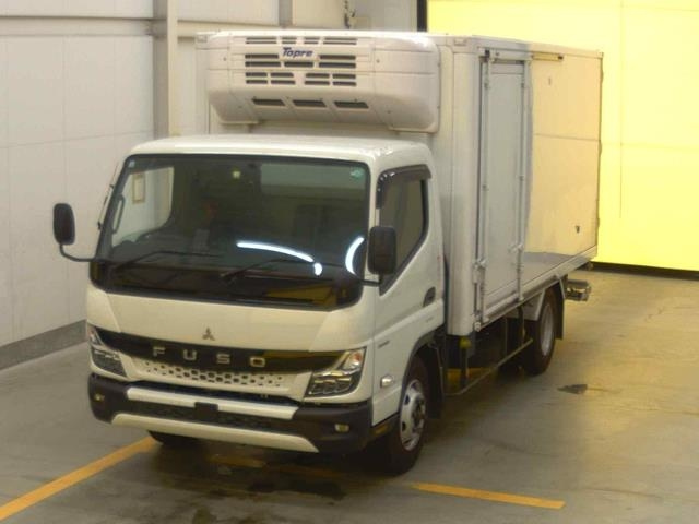 MITSUBISHI CANTER 2023