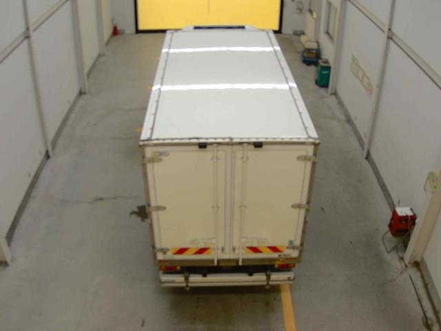 MITSUBISHI CANTER 2023