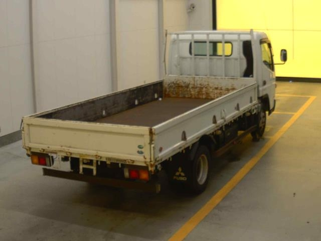MITSUBISHI CANTER 2011