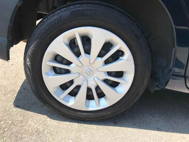 TOYOTA ROOMY 2017