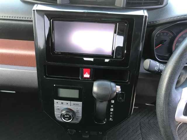 TOYOTA ROOMY 2017